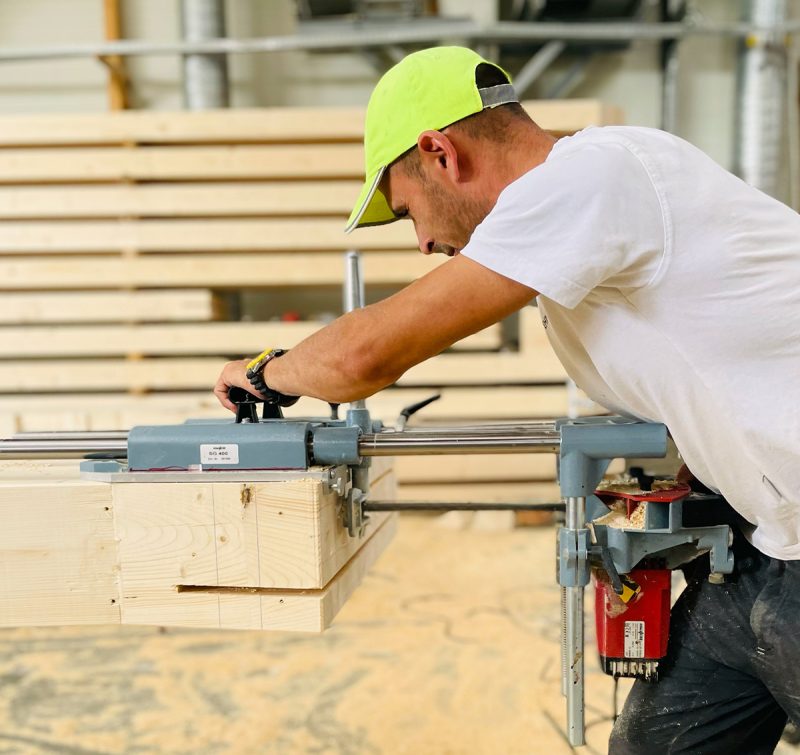 DUO Grinzi Lamelare - Tehnicas Lemn Stratificat